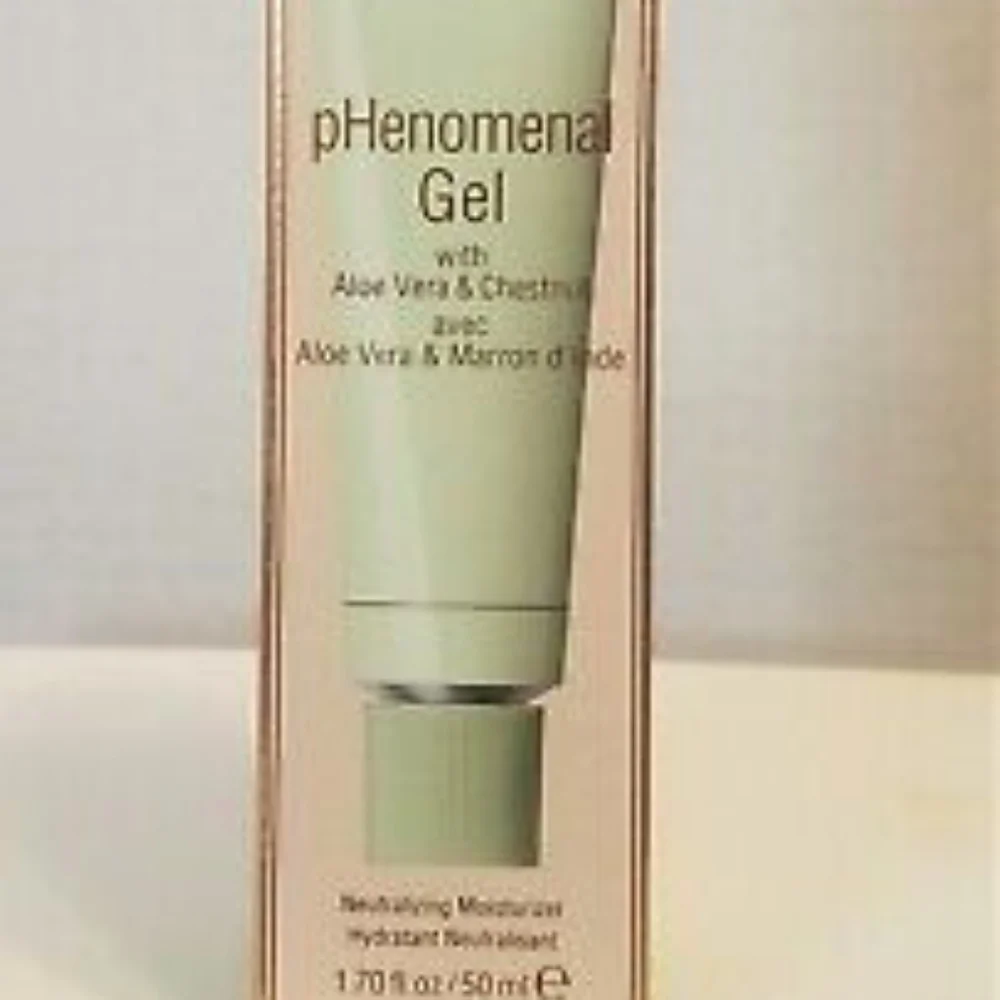 NIB PIXI by Petra Skin Treats Phenomenal Gel